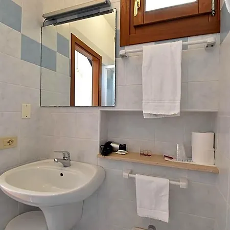 Hotell Galles 3*